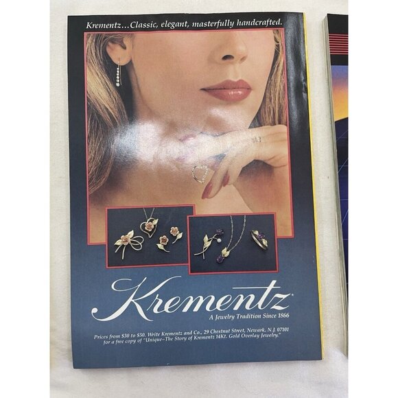 Nat Geo Lot Jul–Dec 1984 w/ Slipcover | Culture, Travel, Geography - Picture 15 of 16